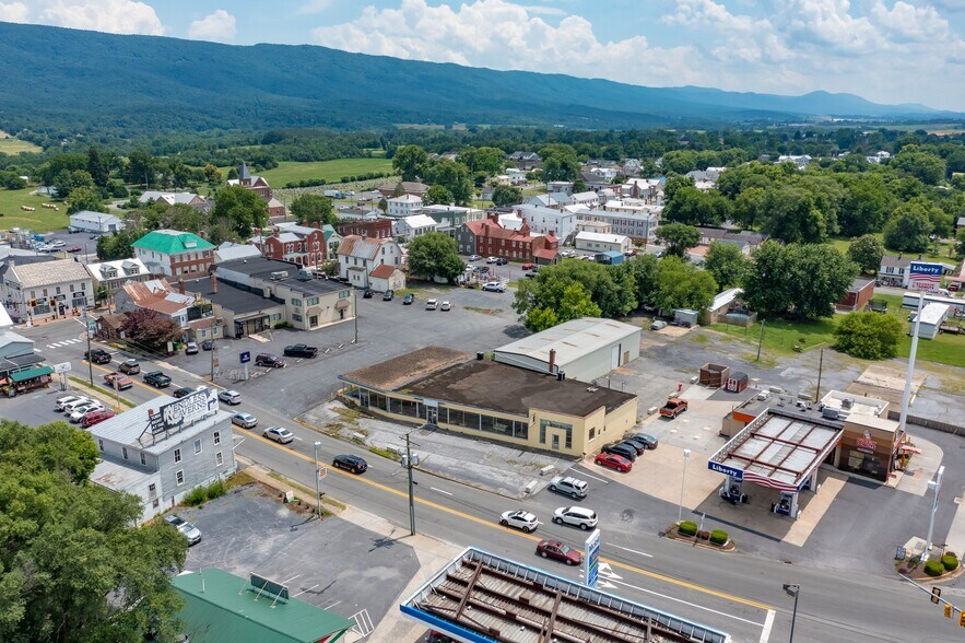 More Photos Of 129 W Old Cross Rd, New Market General Retail For Sale