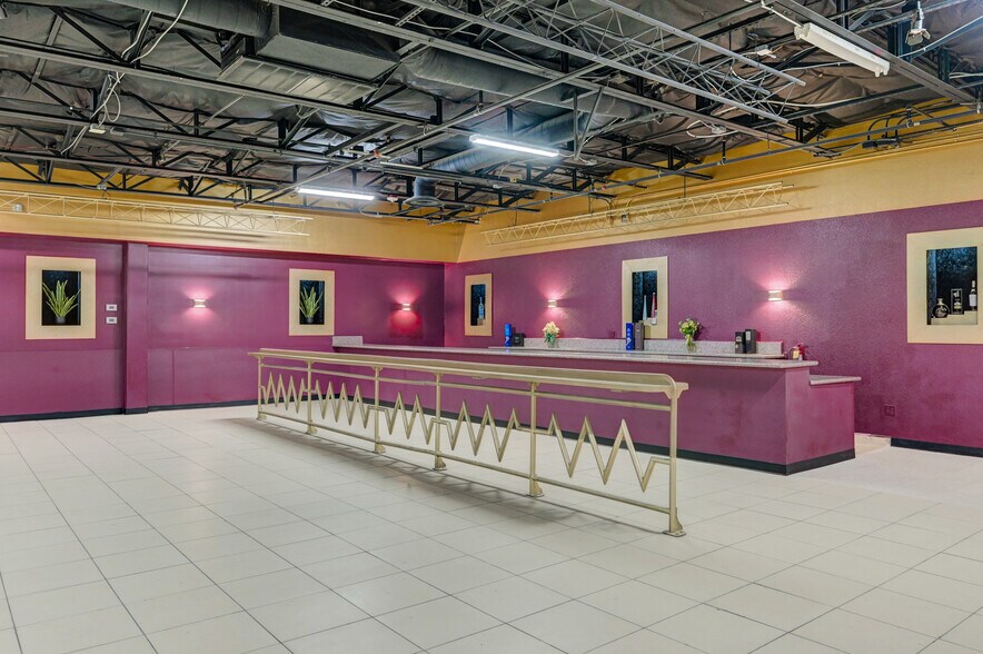 More Photos Of 2100 Fremont St, Las Vegas Restaurant For Lease