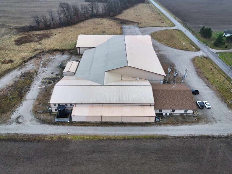 More Photos Of 7656 E 700th Ave, Robinson Manufacturing For Sale