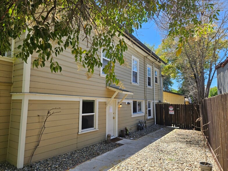 More Photos Of 811 Davis St, Santa Rosa Apartments For Sale