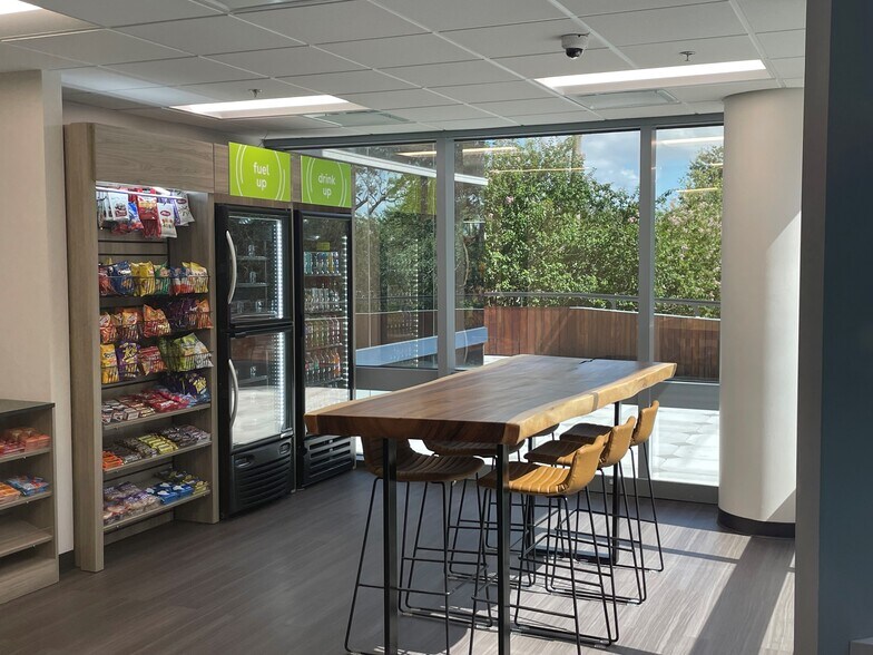 More Photos Of 1 North Dale Mabry Hwy, Tampa Office For Lease