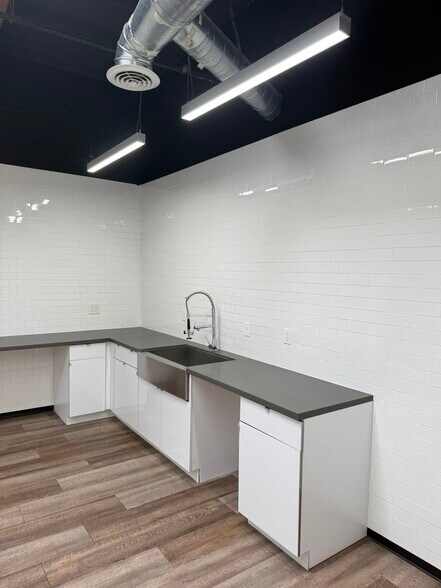 More Photos Of 3 Whatney, Irvine Research And Development For Sale