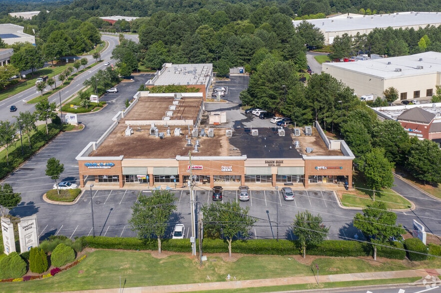 More Photos Of 3320 Lawrenceville Suwanee Rd, Suwanee General Retail For Lease