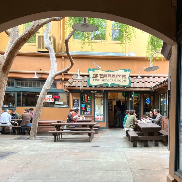 More Photos Of 2509 Hearst Ave, Berkeley Restaurant For Lease