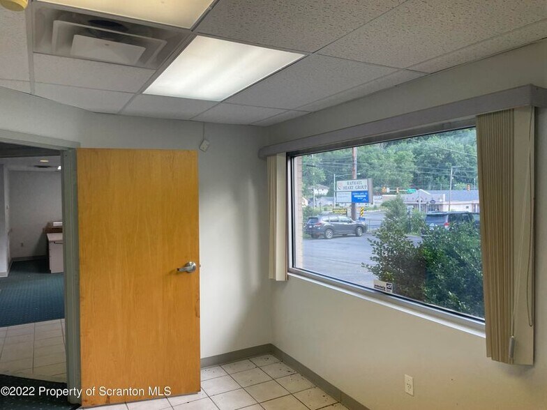 More Photos Of 105 Layton Rd, Clarks Summit Medical For Lease