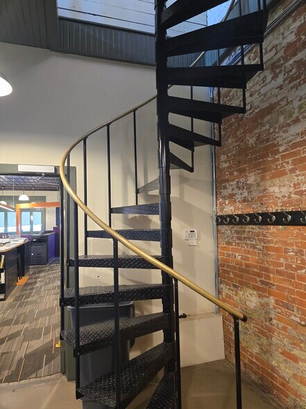 More Photos Of 3723 Pearl Rd, Cleveland Office For Sale