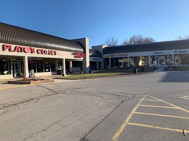 More Photos Of 3611 1st Ave SE, Cedar Rapids Unknown For Lease