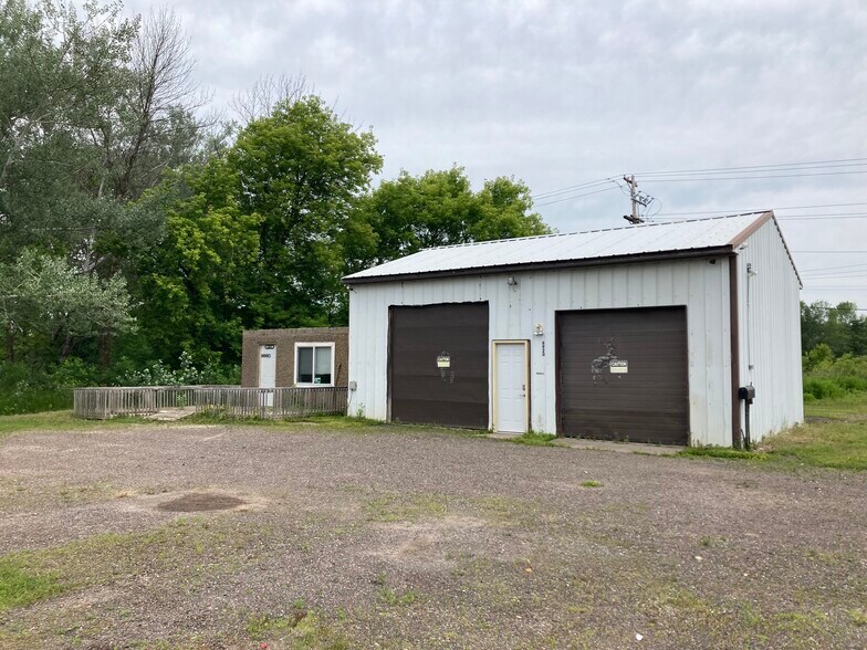More Photos Of 6920 Grand Ave, Duluth Auto Repair For Sale