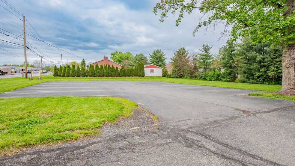 More Photos Of 121 Jpm Rd, Lewisburg Medical For Sale