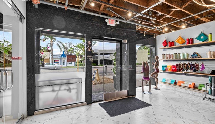 More Photos Of 2316-2320 W Magnolia Blvd, Burbank Storefront Retail Office For Sale
