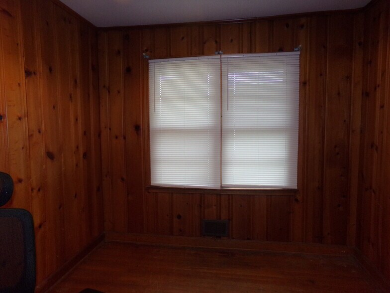 More Photos Of 2041 Austell Rd SE, Marietta Apartments For Sale
