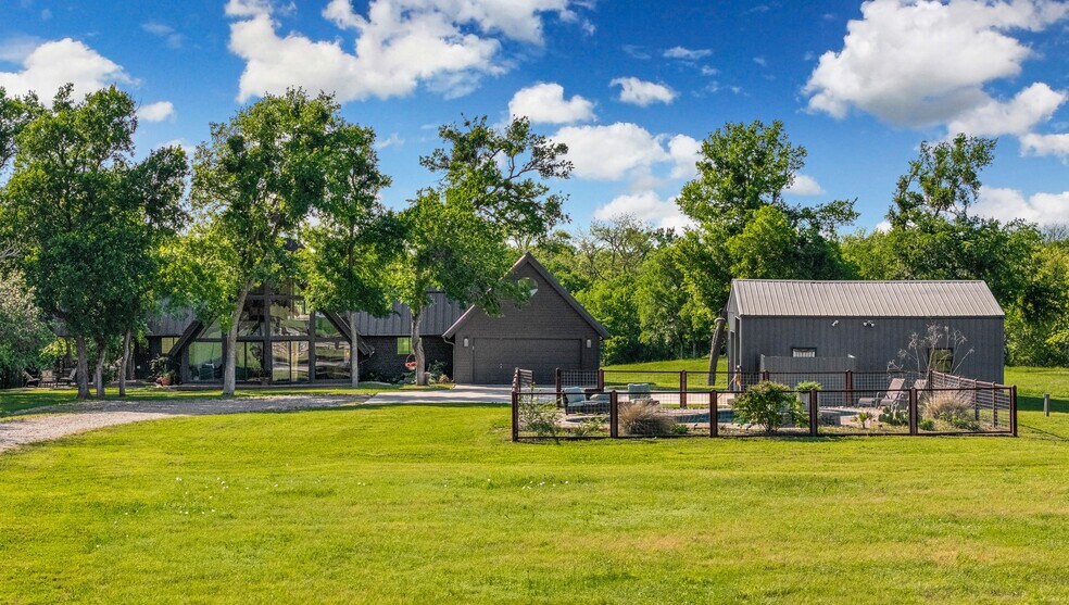 More Photos Of 4158 Creek Rd, Temple Specialty For Sale