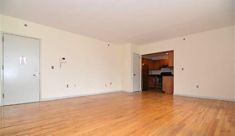More Photos Of 41-02 Queens Blvd, Sunnyside Apartments For Lease
