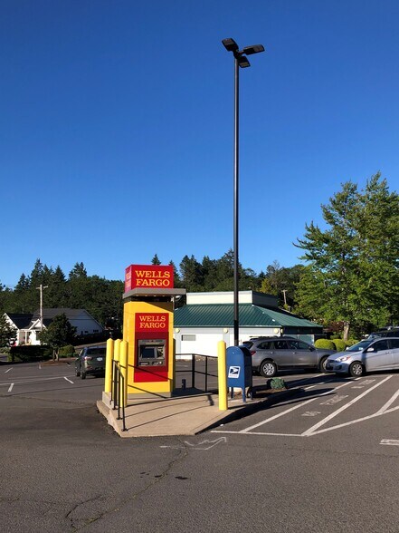 More Photos Of 340-390 E 40th Ave, Eugene Land For Lease