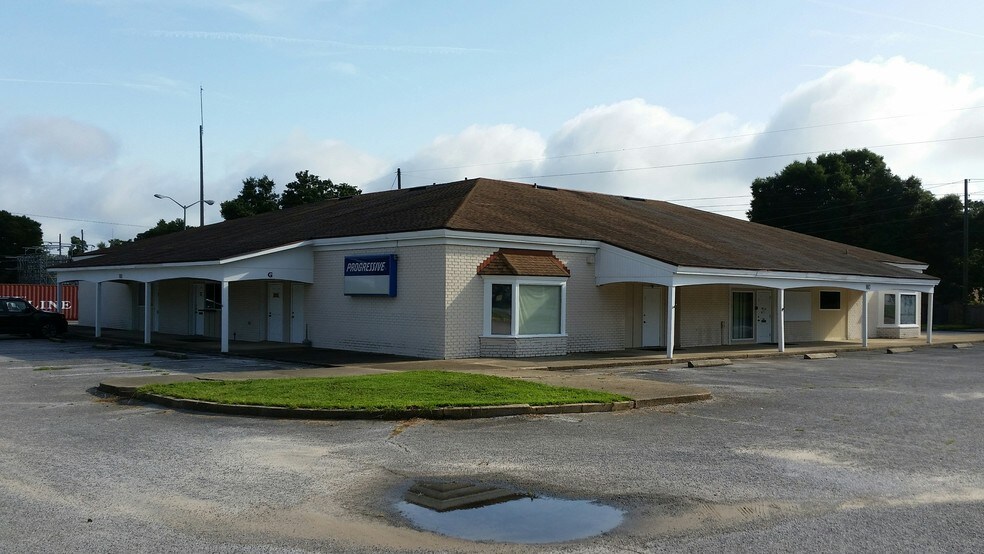 More Photos Of 180 E Burgess Rd, Pensacola Office For Lease