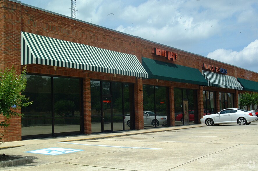 More Photos Of 2514 S College St, Auburn Unknown For Lease