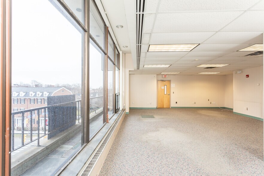 More Photos Of 109 S Union St, Rochester Office For Sale