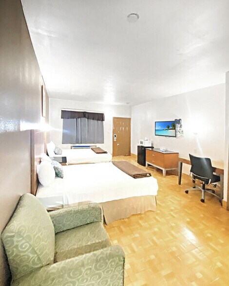 More Photos Of 1411 TX-100, Laguna Vista Hotel For Sale