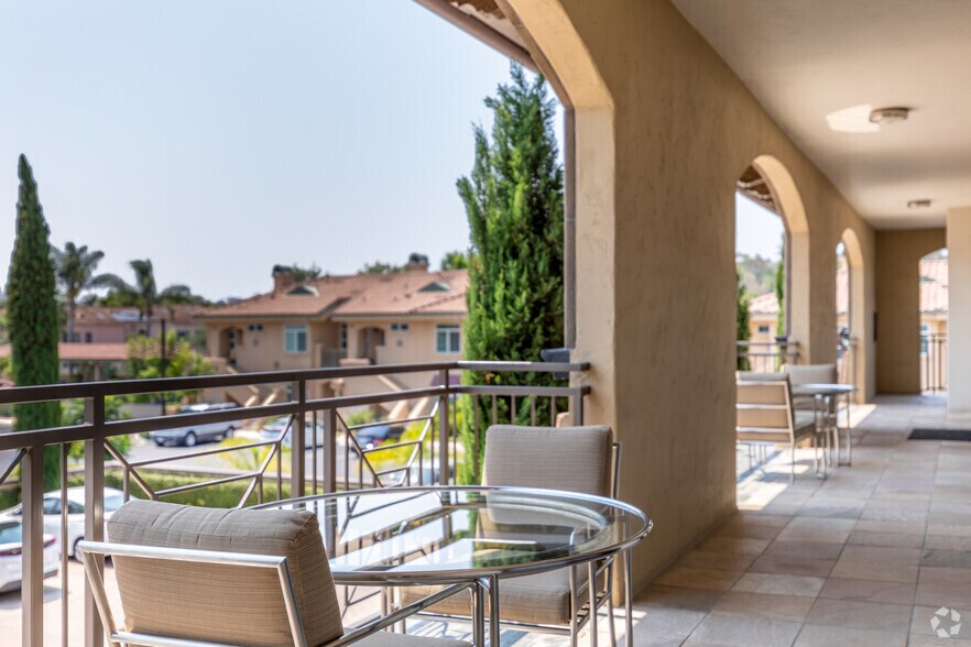 More Photos Of 5505 Cancha De Golf, Rancho Santa Fe Office For Lease