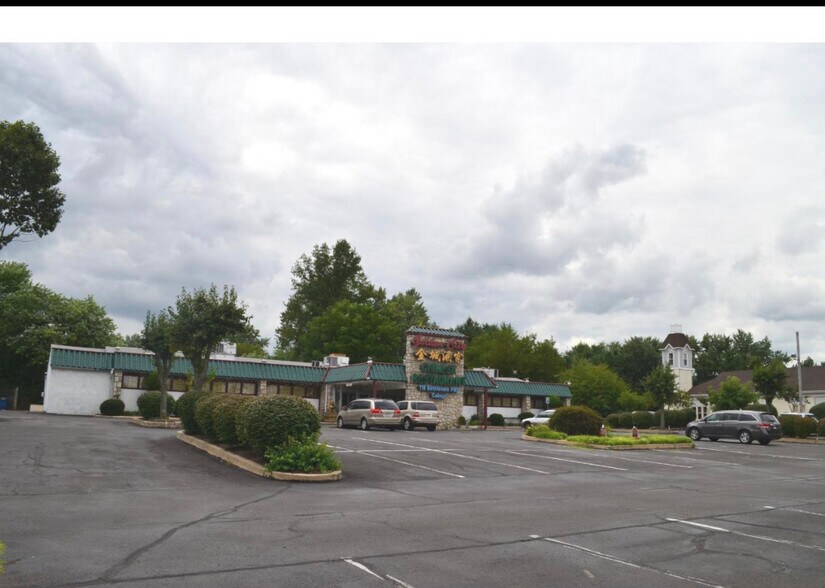 More Photos Of 118 Bethlehem Pike, Colmar Restaurant For Lease