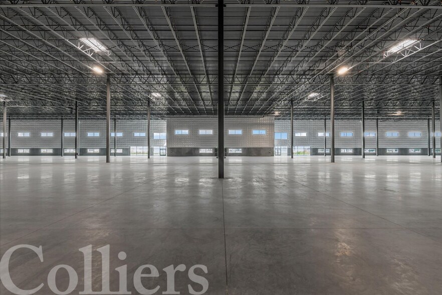 More Photos Of 1220 Smeed Parkway, Caldwell Warehouse For Sale