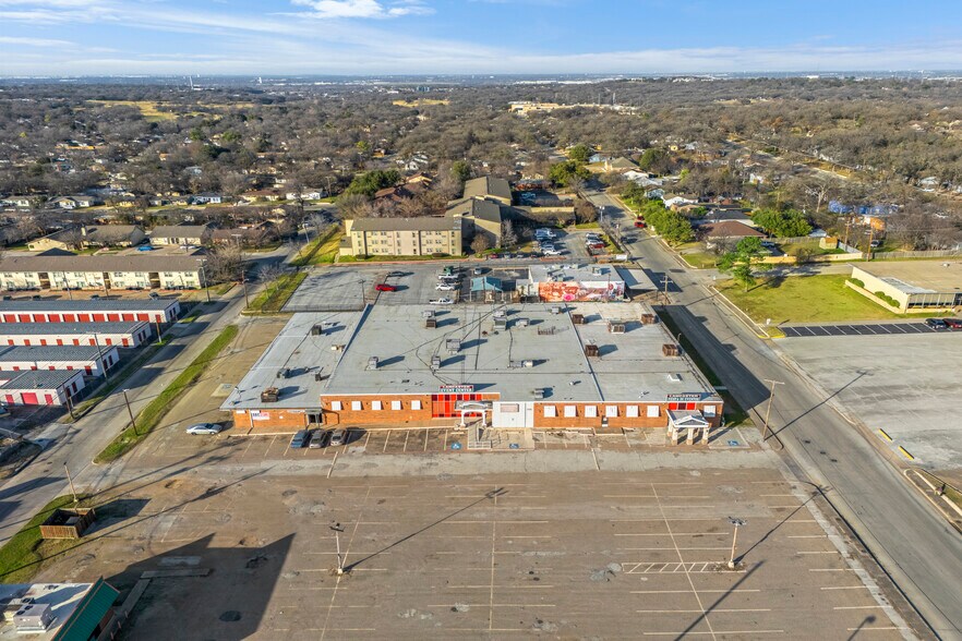 Primary Photo Of 5601 E Lancaster Ave, Fort Worth Freestanding For Sale