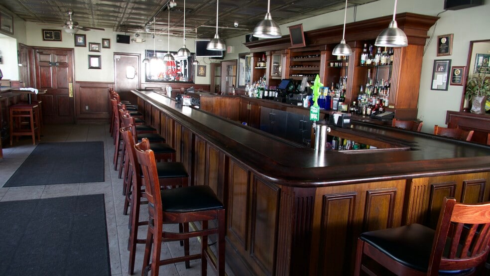 More Photos Of 293 Queen Anne Rd, Teaneck Restaurant For Sale
