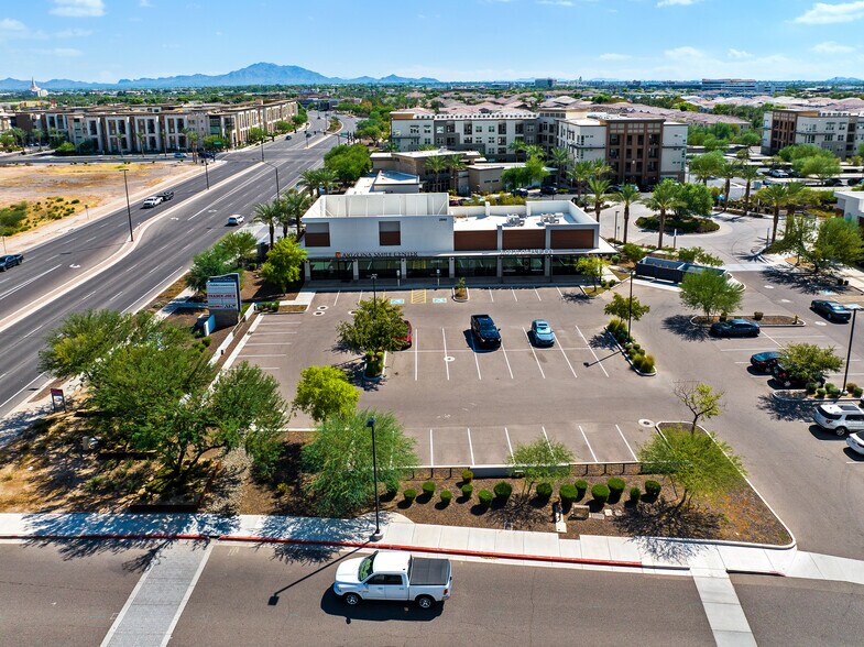 More Photos Of 2540 S San Tan Village Pky, Gilbert Freestanding For Lease