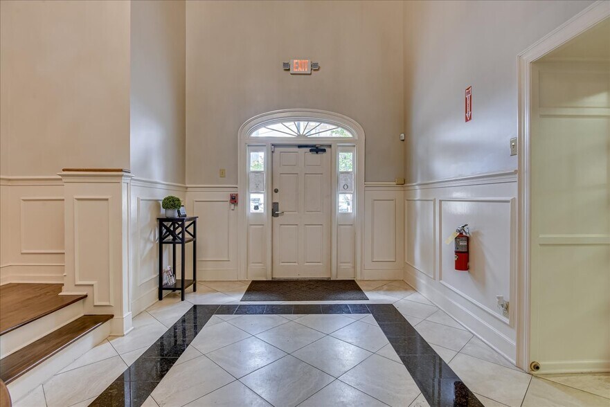 More Photos Of 624 Ellis St, Augusta Office For Sale