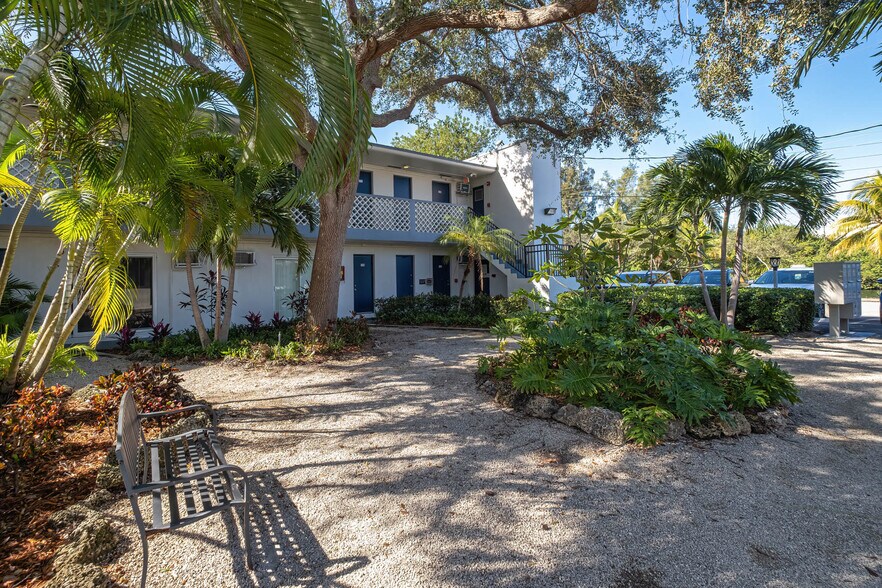 More Photos Of 13025 Emerald Dr, North Miami Apartments For Sale