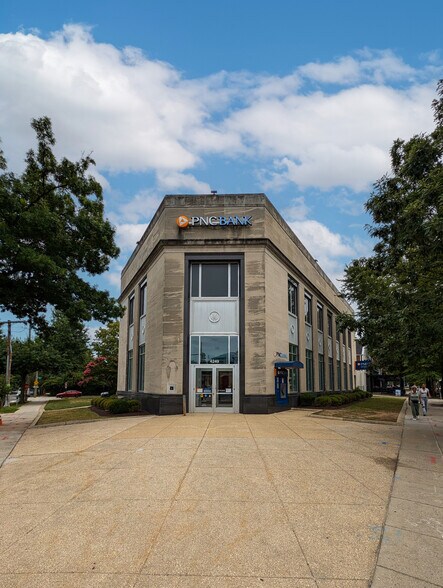 More Photos Of 4249-4251 Wisconsin Ave NW, Washington Office For Lease