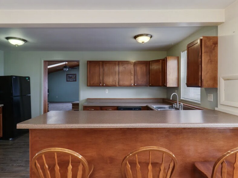 More Photos Of 311 McKinley St, Deer Creek Apartments For Sale