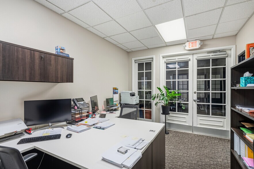 More Photos Of 3087 E Warm Springs Rd, Las Vegas Office For Sale