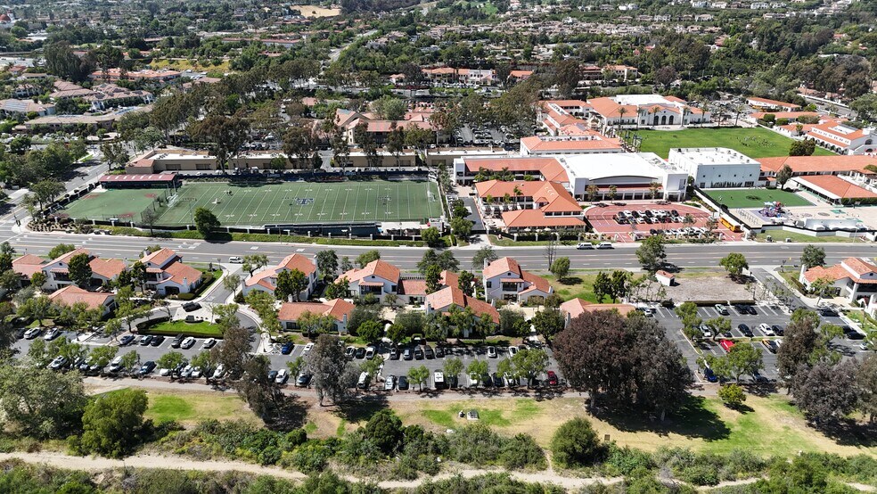 More Photos Of 27442 Calle Arroyo, San Juan Capistrano Medical For Sale