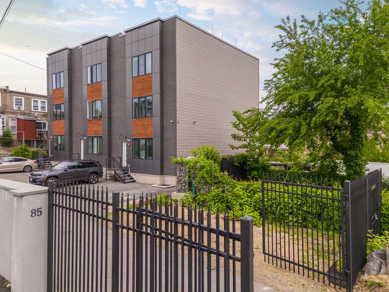 More Photos Of 85 E Sharpnack St, Philadelphia Apartments For Sale