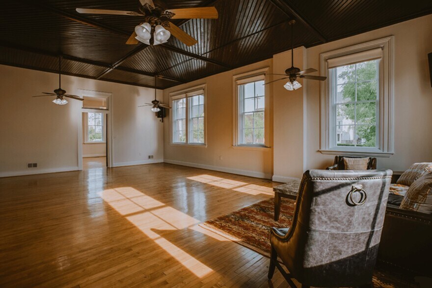 More Photos Of 441 Washington St, Portsmouth Office Residential For Sale