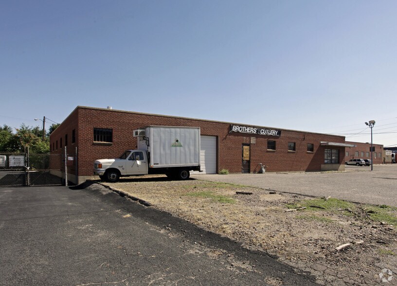 More Photos Of 4840 Jackson St, Denver Warehouse For Lease