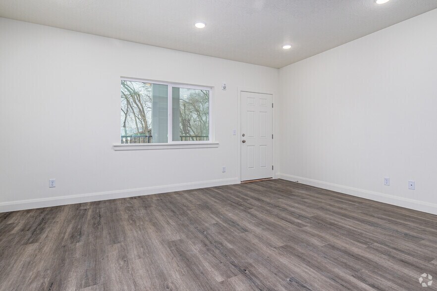 More Photos Of 36 W 1600 N, Sunset Apartments For Sale