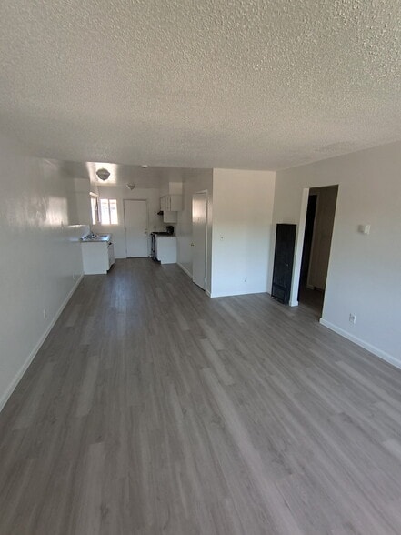 More Photos Of 3345 E Fairmont Ave, Fresno Apartments For Sale