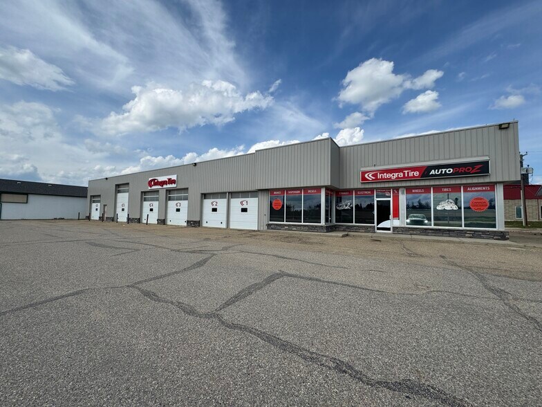 Primary Photo Of 3708 Kepler St, Whitecourt General Retail For Lease
