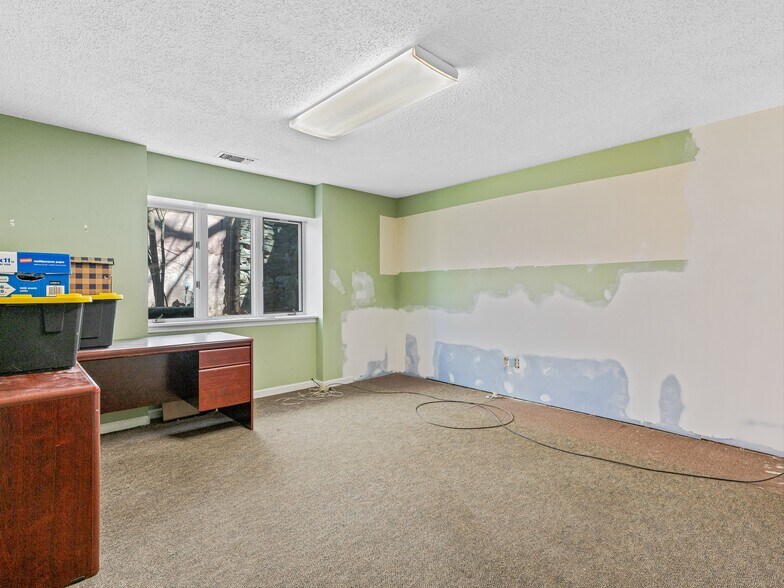 More Photos Of 168 S Liberty St, Asheville Office For Lease