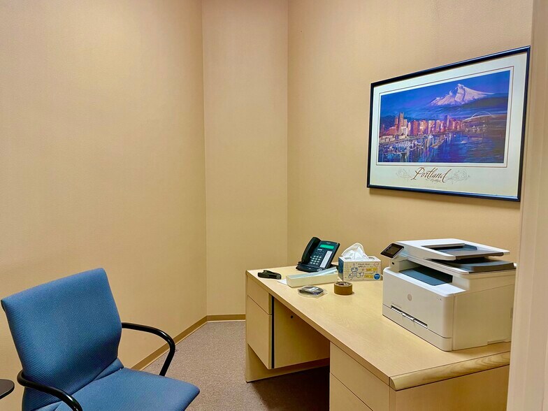 More Photos Of 3829-3843 NE Tillamook St, Portland Office For Lease