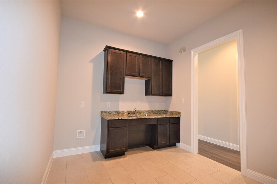 More Photos Of 2601 Little Elm Pky, Little Elm Coworking Space