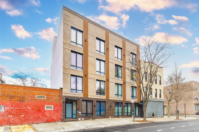 Primary Photo Of 366-368 Leonard St, Brooklyn Apartments For Sale