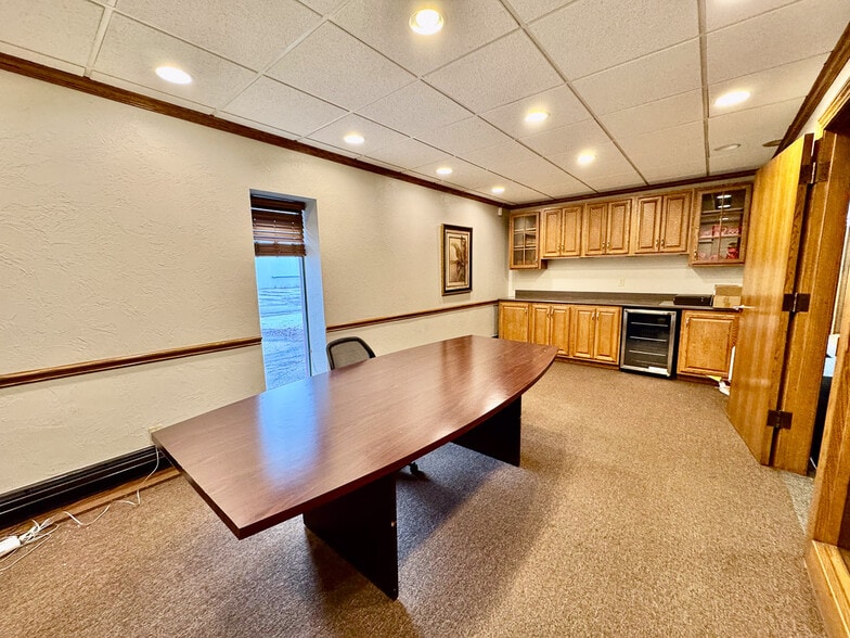 More Photos Of 1050 Triplett Blvd, Akron Warehouse For Sale