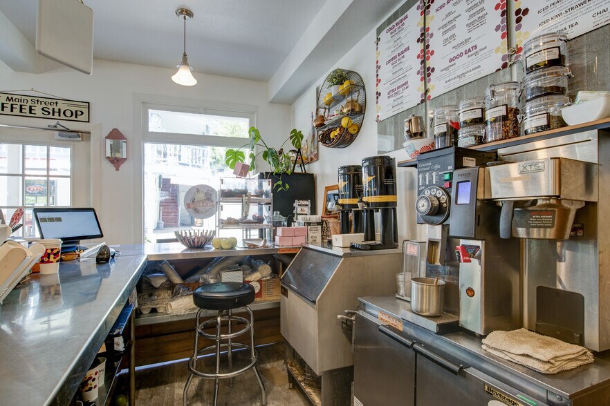 More Photos Of 200 Main St, Downieville Storefront Retail Residential For Sale