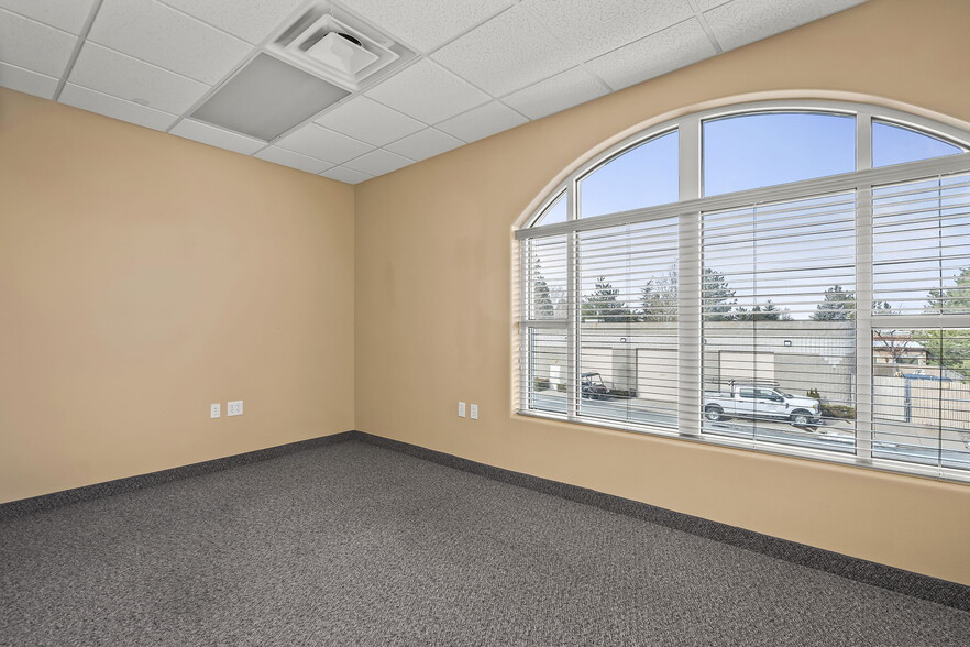 More Photos Of 645 Sierra Rose Dr, Reno Medical For Lease