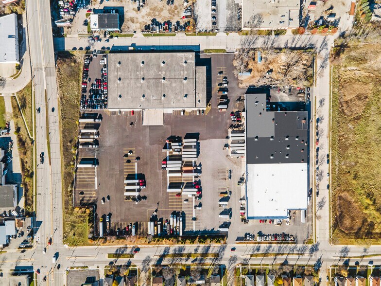 More Photos Of 7320-7400 W Florist Ave, Milwaukee Warehouse For Lease