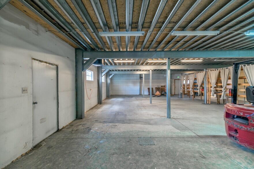 More Photos Of 121 Byers Ave, Hot Sulphur Springs Storefront Retail Residential For Sale