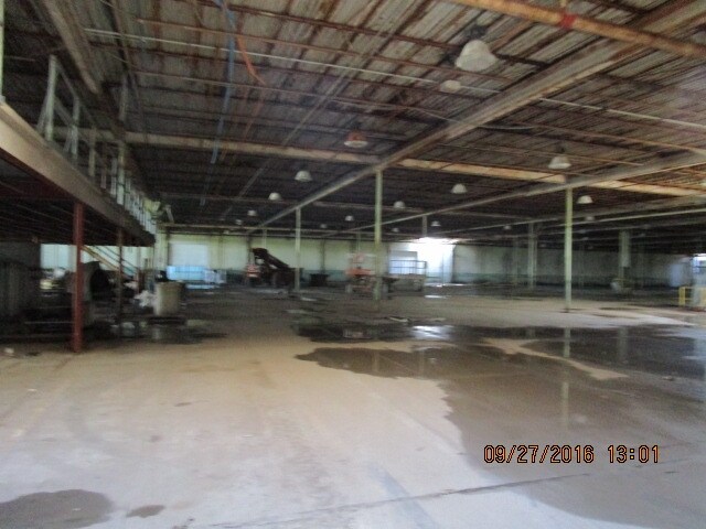 More Photos Of 210 Broadus St, Sturgis Manufacturing For Sale